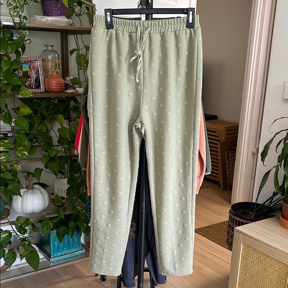 Blu Pepper Sweat Pants. Size medium. 27” inseam. - Picture 1 of 5